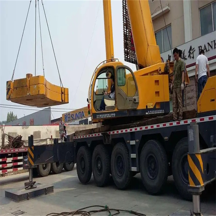 璧山当地吊车出租|机器吊装|75吨|工厂搬迁服务